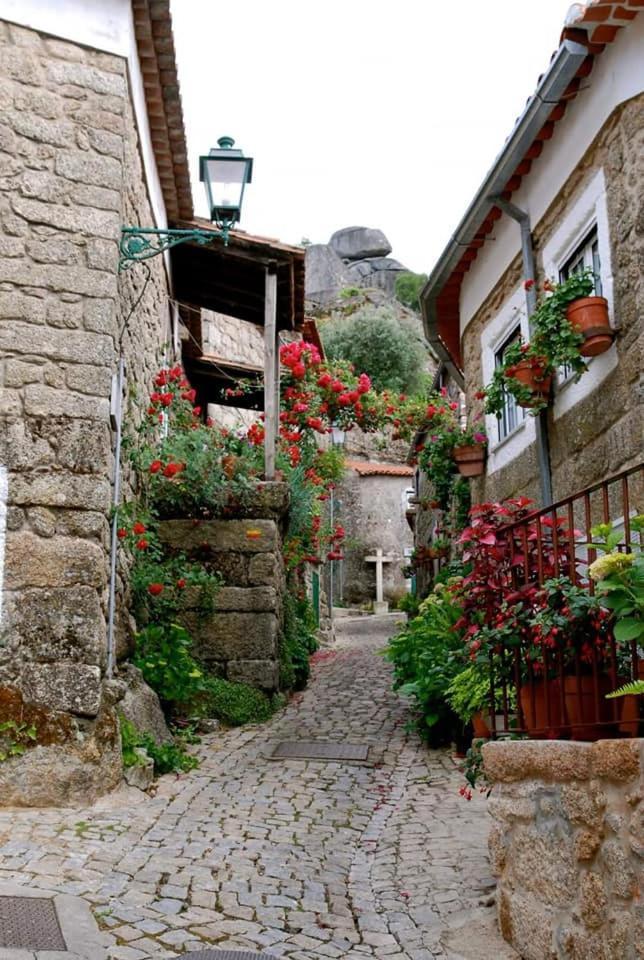 Vila Casa Do Miradouro Monsanto Exteriér fotografie